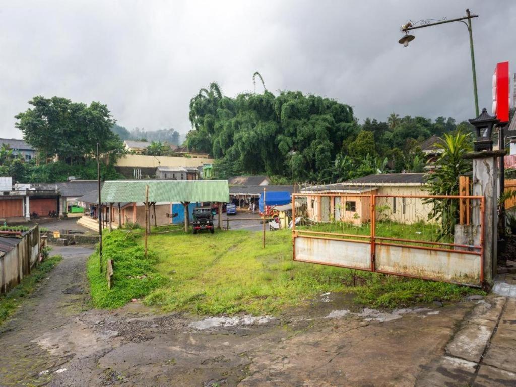 Hotel Oyo 1966 Bromo Hill Probolinggo Zewnętrze zdjęcie